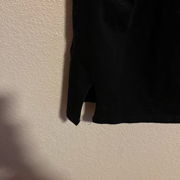 💃🏾 Set of Three Imperfect Zumba Tanks Size Large - Picture 5 of 15